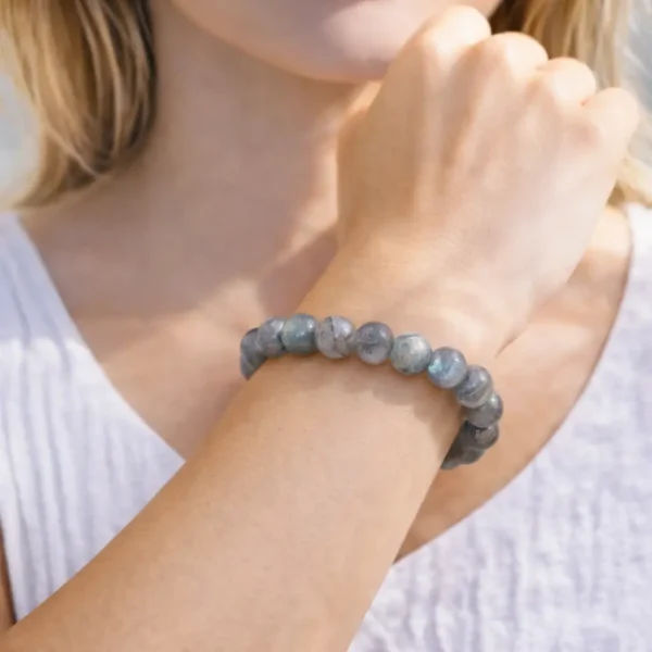 Bracelet en labradorite naturelle protection émotionnelle poignet