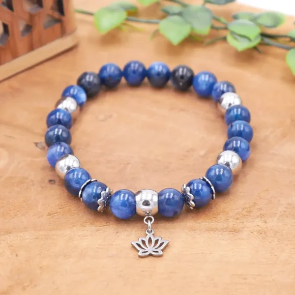 Photo Bracelet en Cyanite bleue en pierre naturelle, bijou fait main