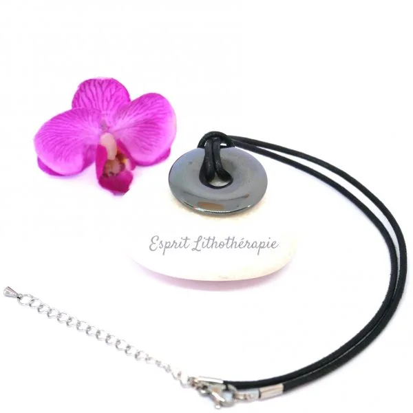 Photo Pendentif Donut Hématite en pierre naturelle