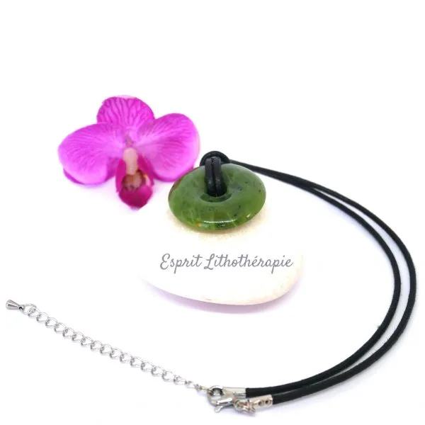 Photo Pendentif Donut Jade Néphrite en pierre naturelle