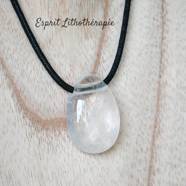 Photo Pendentif - Cristal de roche en pierre naturelle