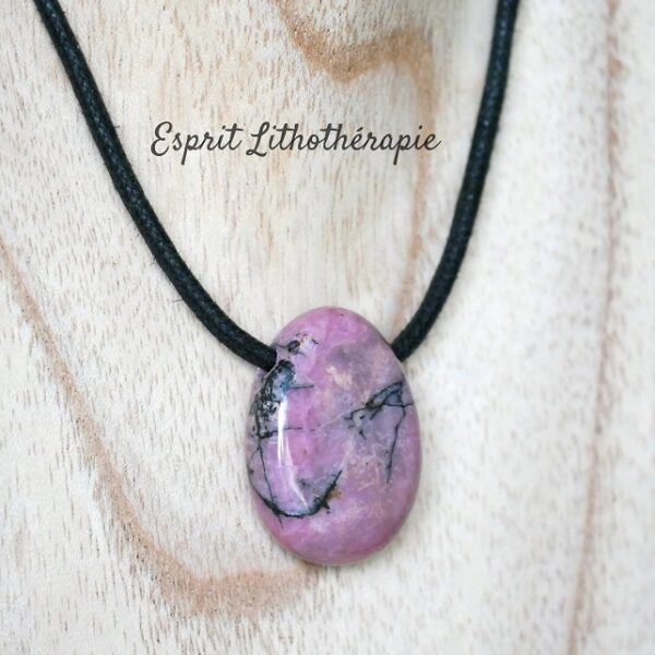 Photo Pendentif - Rhodonite en pierre naturelle