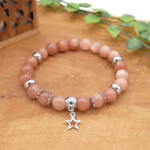 Photo Bracelet en Pierre de soleil pêche en pierre naturelle, bijou fait main