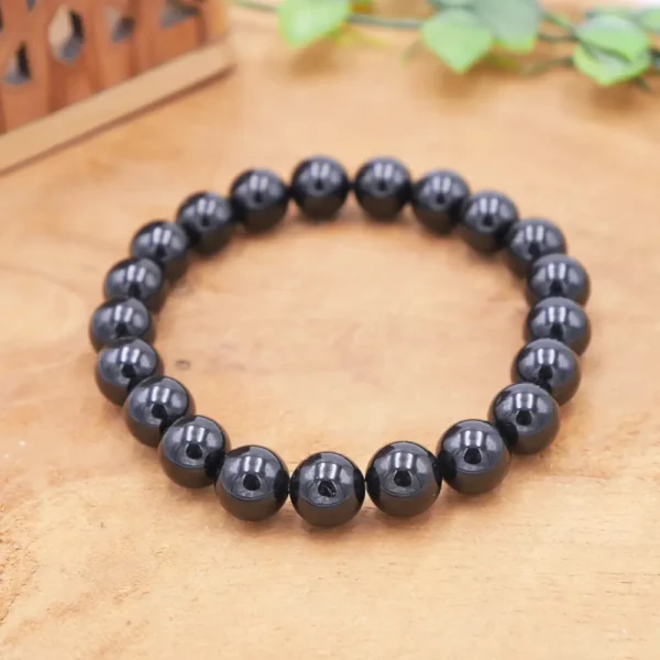 Bracelet en spinelle noir naturel non teinté aux perles rondes brillantes