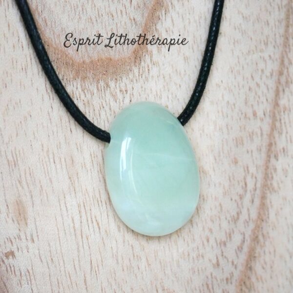 Photo Pendentif - Jade de chine en pierre naturelle