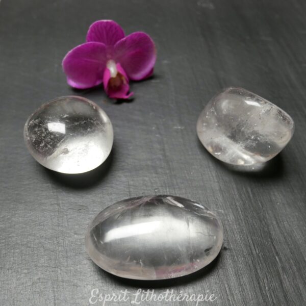 Photo contractuelle Galet Cristal de roche en pierre naturelle