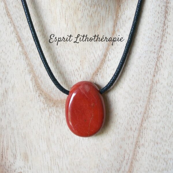 Photo Pendentif - Jaspe rouge en pierre naturelle