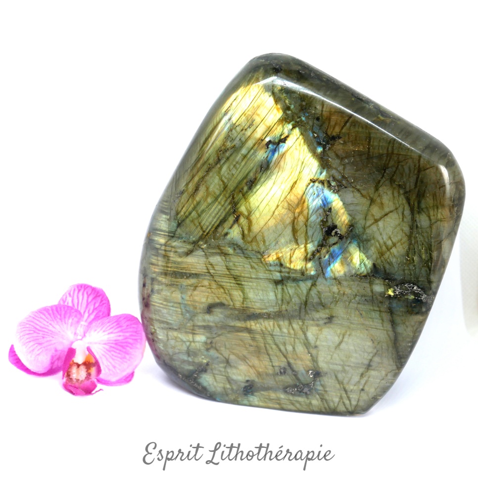 Photo contractuelle Bloc poli Labradorite en pierre naturelle