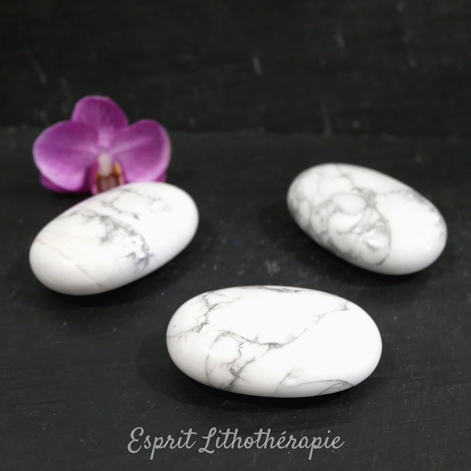 Photo contractuelle Galet Howlite en pierre naturelle