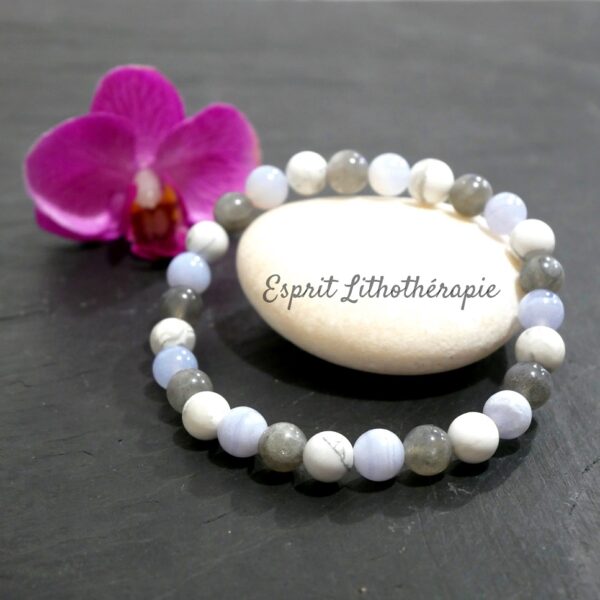 Photo Bracelet Calcédoine, Howlite, Labradorite en pierre naturelle, bijou fait main