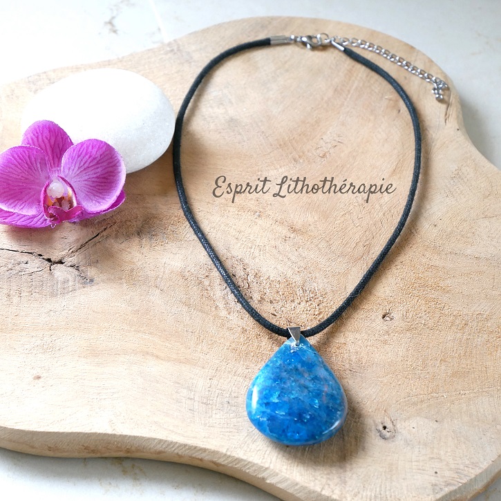 Pendentif Apatite bleue