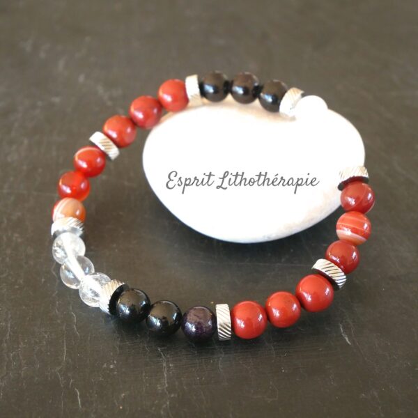 Photo Bracelet Cornaline, Cristal de roche, Grenat, Jaspe rouge en pierre naturelle, bijou fait main