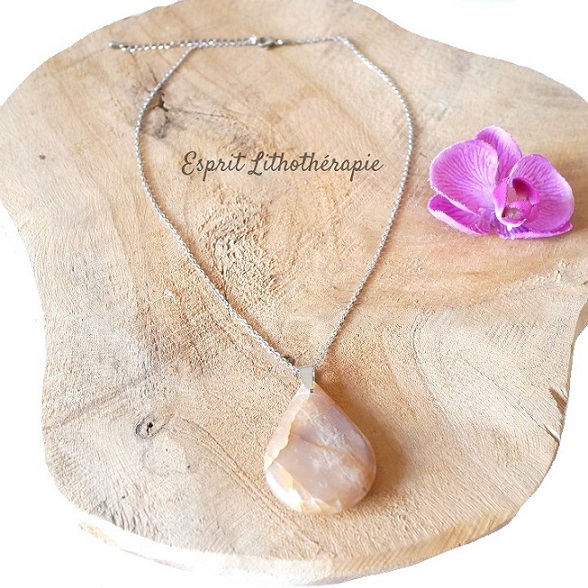 Pendentif Pierre de lune orange chaine inox