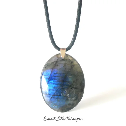 Photo Pendentif Labradorite en pierre naturelle