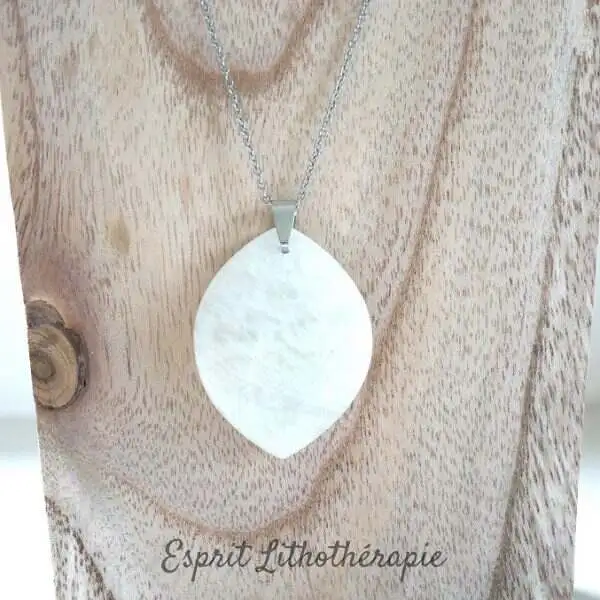 Photo Pendentif Pierre de lune blanche en pierre naturelle