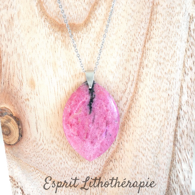 Photo Pendentif Rhodonite en pierre naturelle