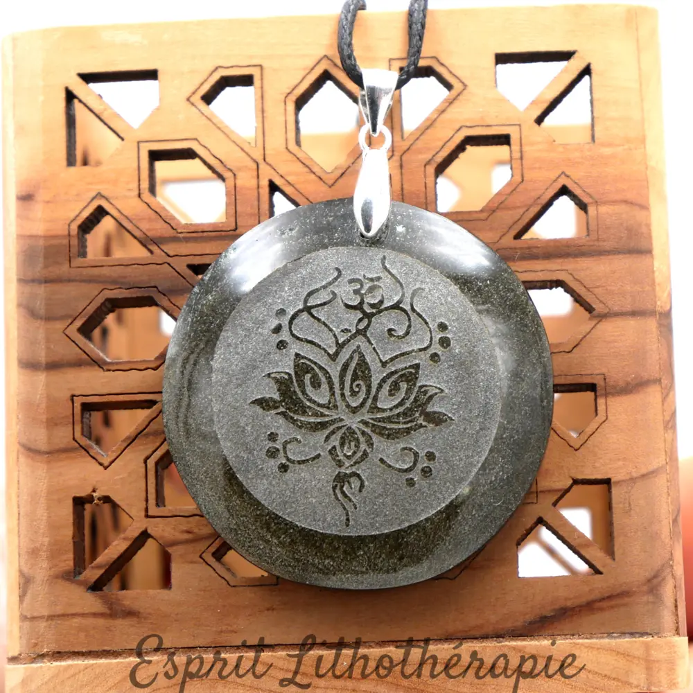 Photo Pendentif Obsidienne dorée en pierre naturelle