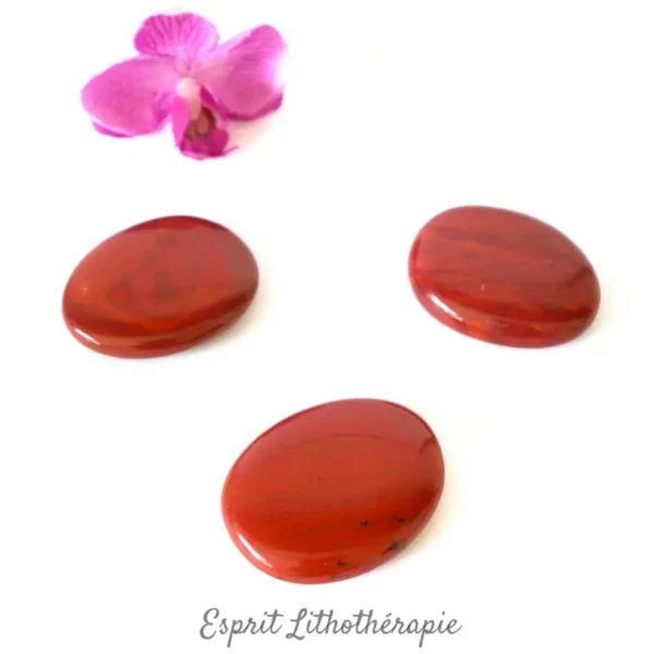 Photo contractuelle Galet Chakra Jaspe rouge en pierre naturelle