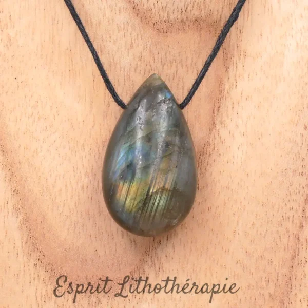 Photo Pendentif Labradorite en pierre naturelle