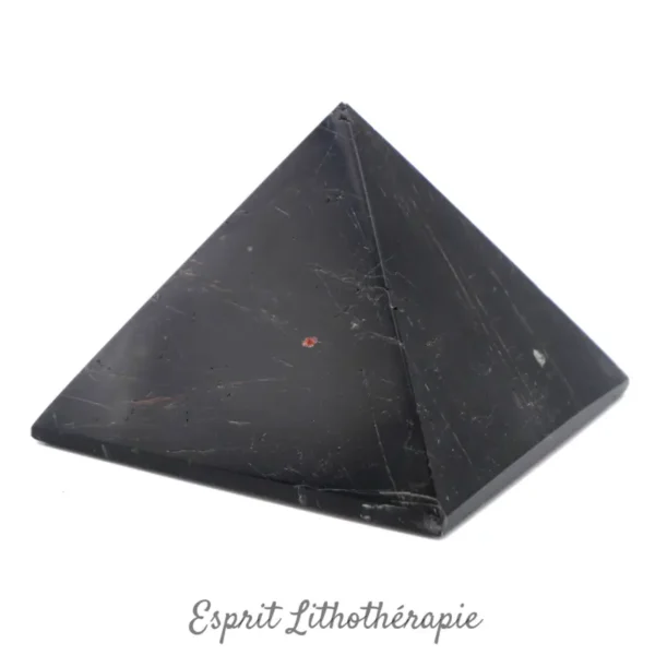 Photo contractuelle Pyramide Tourmaline noire en pierre naturelle