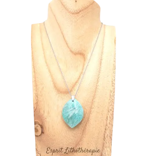 Pendentif en amazonite de qualité excellente AA, pierre naturelle montée sur chaine acier inoxydable. Taille chaine ou cordon au choix.
